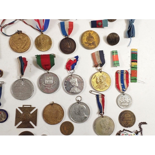 478 - A box of medals, badges and buttons