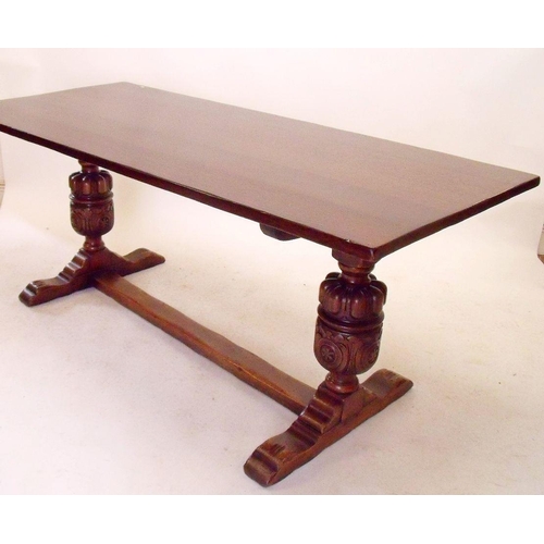 950 - A mid-20th century oak Elizabethan style refectory dining table 80 x 183cm and six matching bobbin t... 