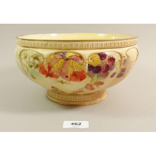 462 - A Royal Worcester fruit bowl painted blackberries, 1895, No 1453, 24cm diameter