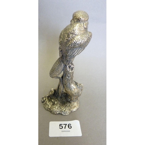 576 - A silver kingfisher, 13.5cm tall