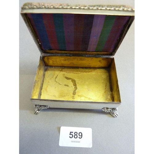 589 - A silver rectangular trinket box with pin cushion lid and paw feet, London 1913, by AJH, 10 x 6 cm