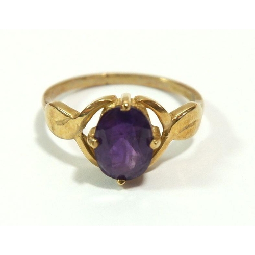 626 - A 9 carat gold ring set oval cut amethyst, size L, 1.9g