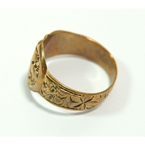 641 - A Victorian 9 carat gold buckle form ring, size Q to P, 4.4g