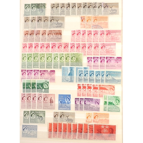 118 - Mauritius: QV-QEII mint & used collection in blue 32 page stockbook with '25th Anniversary of Corona... 