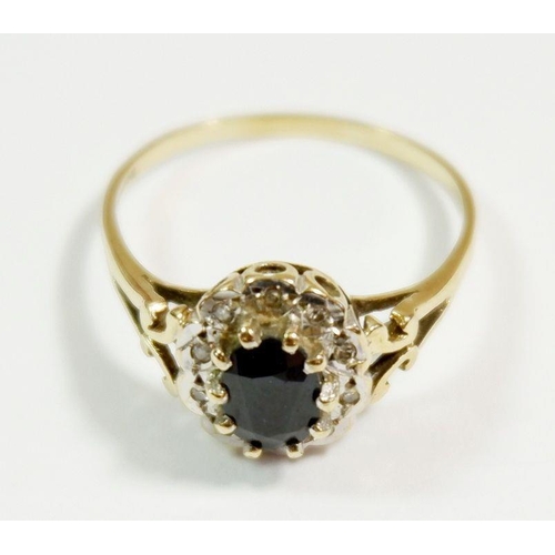 252 - A 9 carat gold sapphire and diamond cluster ring, size Q, 2.3g