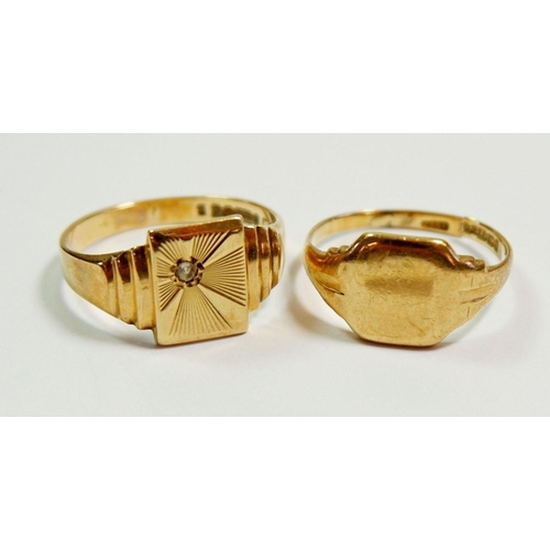 277 - Two 9 carat gold signet rings, one a/f, 7.5g