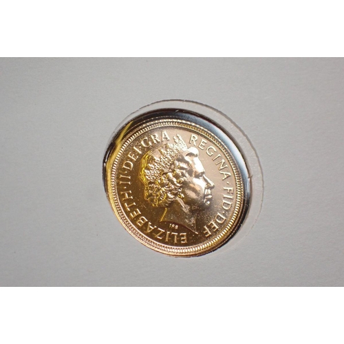 510 - A gold half sovereign from Westminster presentation First Day Cover, Great Britain's Heraldie Past -... 