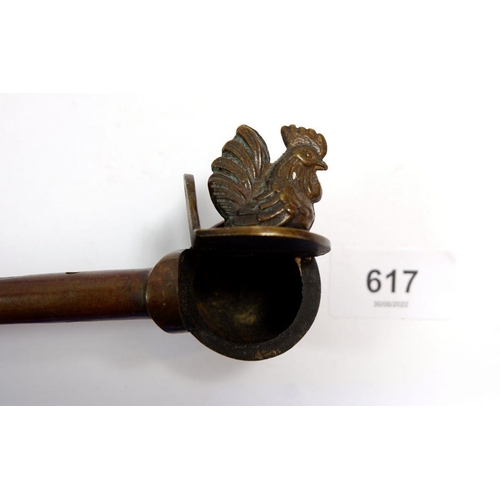 617 - A Japanese bronze finish travelling inkwell and pen holder with cockerel lid