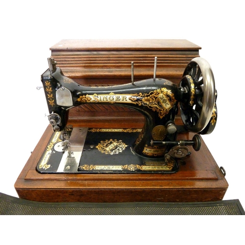 1006 - A Singer sewing machine