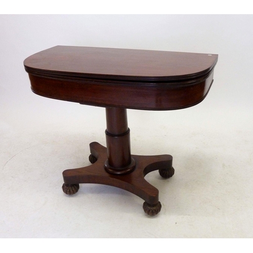 1189 - A Victorian mahogany fold top tea table on tapered column and platform base