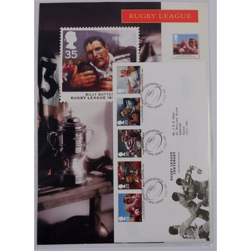 533 - GB: QEII decimal defin & commem FDC collection in 9 volumes, 1992-2015. Many clean, purposed, typed-... 