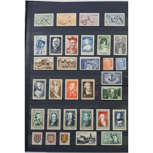 574 - France: Mint & used 1849-1959 collection in stock-book of defin, commem, air, postage due, war orpha... 