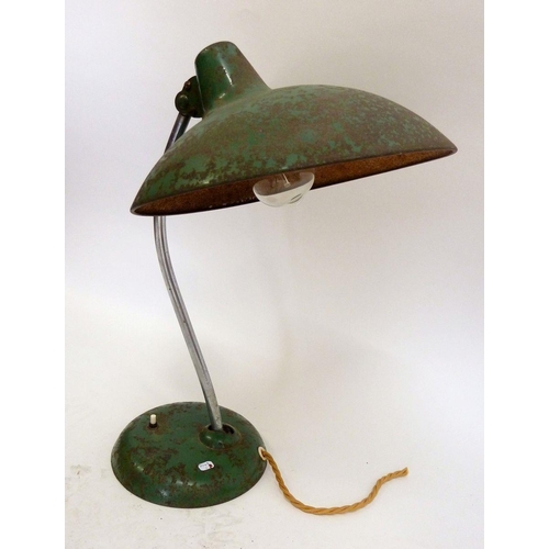 926 - A vintage metal desk lamp and shade