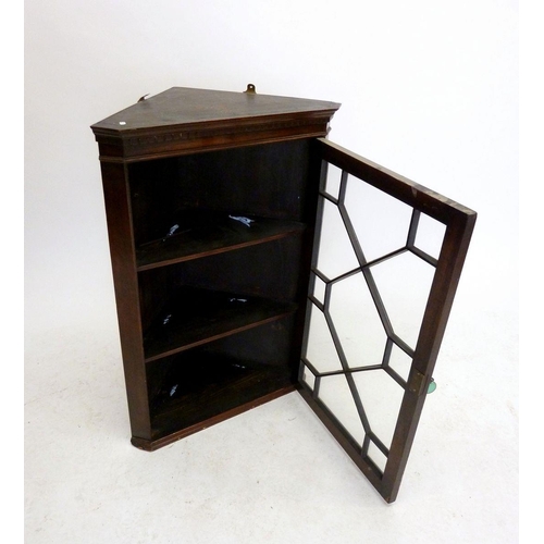 941 - A 19th century oak corner cabinet with astragal glazed door, 80cm tall