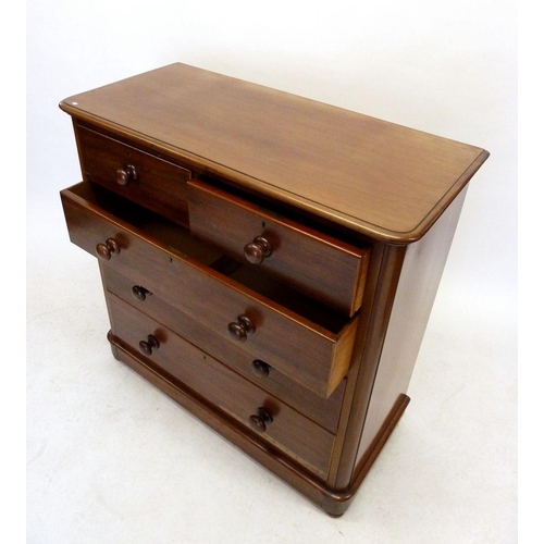 942 - A Victorian mahogany chest of two short and three long drawers, 102 x 47 x 104 cm