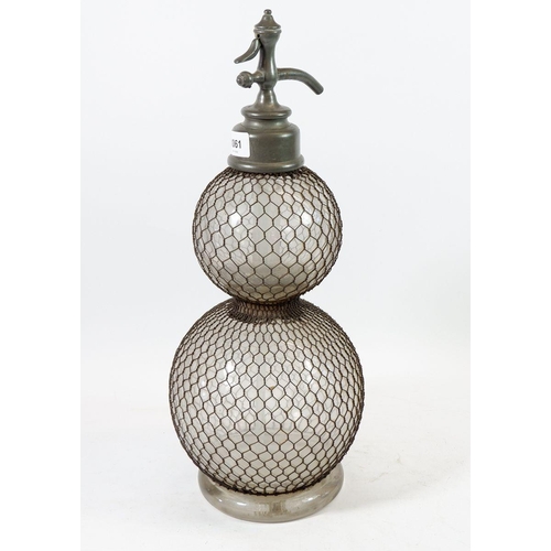 1061 - A large antique double gourd form wire clad hand blown glass soda siphon G Gerant, 47cm