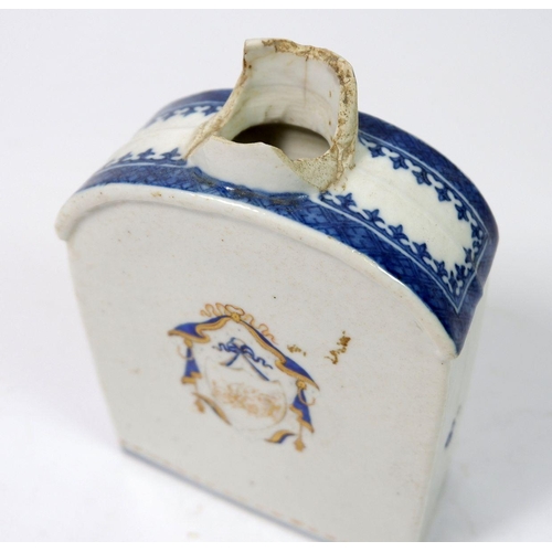 139 - An 18th century Chinese armorial tea caddy - a/f