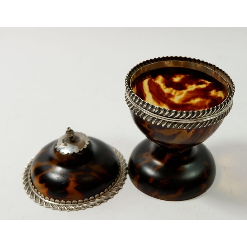 343 - A tortoiseshell and silver pot and cover by Barrett & Sons Picadilly, approx. 13.5cm tall