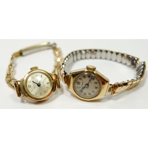 653 - An Avia 9 carat gold ladies wrist watch and gold plated strap and another 'Dot' 9 carat watch on pla... 