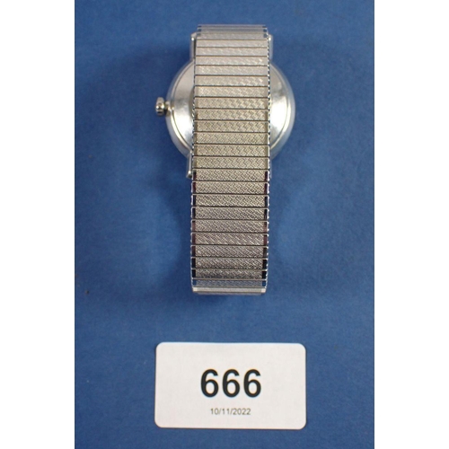 666 - An Omega Automatic Seamaster De Ville gentleman's vintage wrist watch, stainless steel case with sil... 