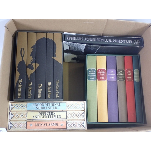 721 - Two boxes of Folio Society books
