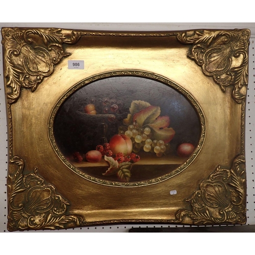 986 - An oil on panel still life peaches and grapes in decorative gilt frame, 26 x 35.5cm