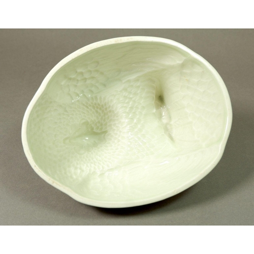 10 - A Greens chicken form china jelly mould