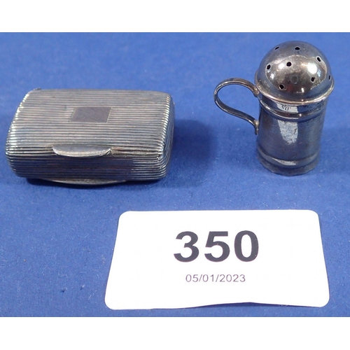 350 - A silver vinaigrette, London 1826 by Thomas Edwards, hinge a/f and a silver miniature flour shaker, ... 