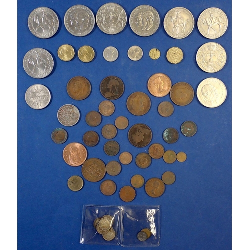 688 - A miscellaneous lot of coinage mainly British pre-decimal including: farthings, pennies etc through ... 