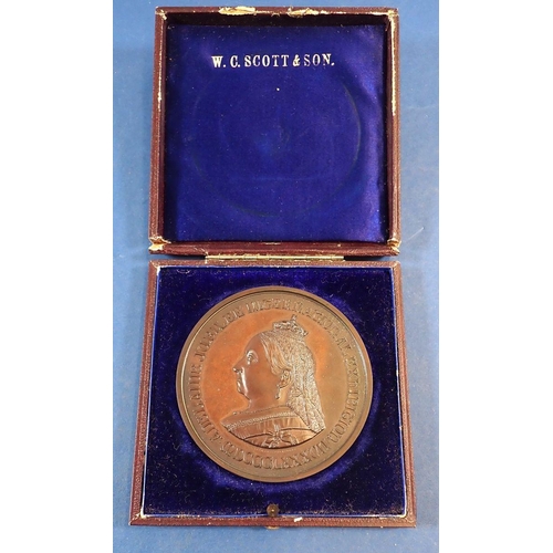 714 - A Queen Victoria Adelaide Jubilee Exhibition 1887 bronze medallion, boxed