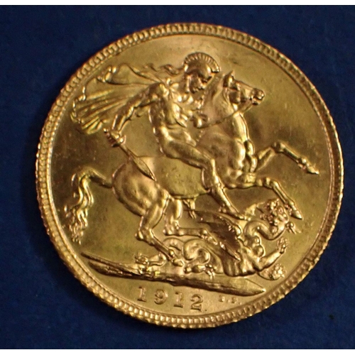 724 - A GV gold sovereign 1912 in Stewart Ward fitted case