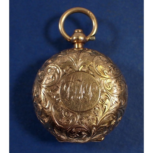 743 - A 9 carat gold sovereign locket case, 5 capacity approx 16g weight