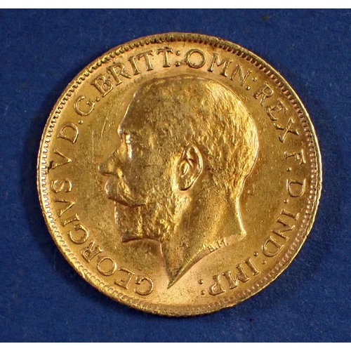 749 - A gold sovereign George V 1911, London Mint - Condition: VF