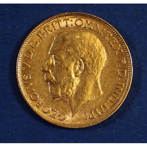 755 - A gold sovereign George V 1911, London Mint - Condition: VF