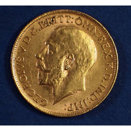 756 - A gold sovereign George V 1912, London Mint - Condition: VF