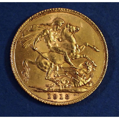 757 - A gold sovereign George V 1913, London Mint - Condition: VF