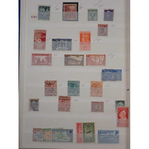 889 - Italy, Germany & Switzerland: Blue stockbook of mint and used defin, commem, parcel, air with many i... 
