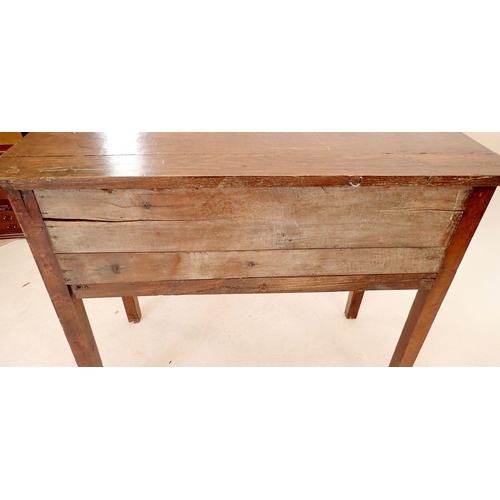 1349 - A Georgian oak low boy with frieze drawer and two small drawers, shaped side apron and square suppor... 