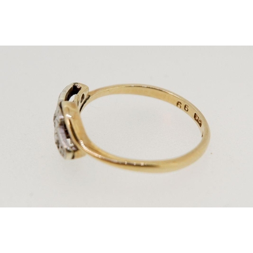 437 - An Edwardian 9 carat gold and platinum ring illusion set chip diamonds, 2.8g, size O