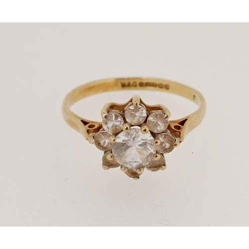 443 - A 9 carat gold paste cluster ring, size Q, 2g