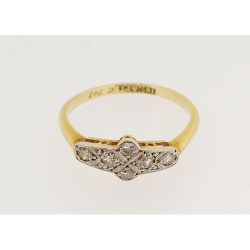 460 - An Edwardian 18 carat gold and platinum set diamond ring with original box, 2g, size K