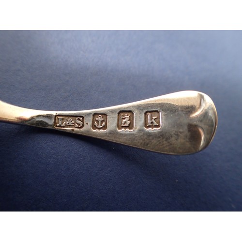 408 - A Britannia standard silver caddy spoon, Birmingham 1909 by Levi & Salaman