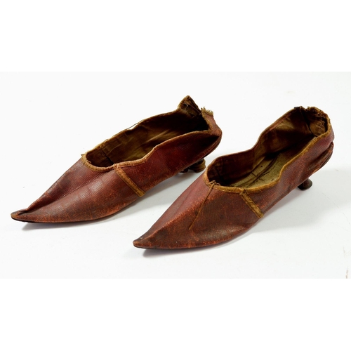 1141 - A pair of Victorian fabric heeled shoes, 23cm long