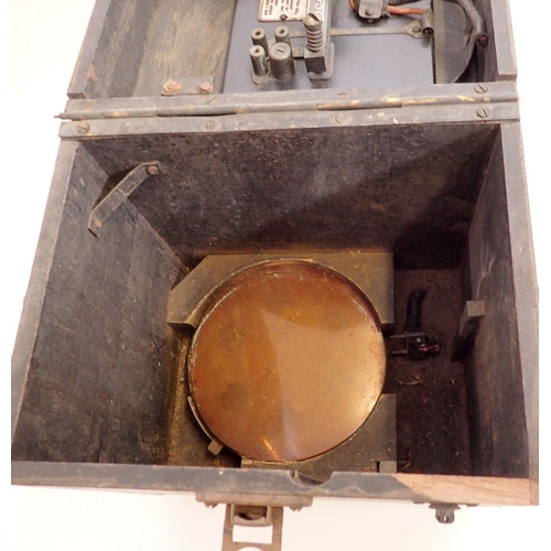 1153 - A Lucas WWI signalling daylight lamp with morse code signaller to lid