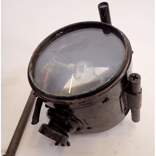 1153 - A Lucas WWI signalling daylight lamp with morse code signaller to lid