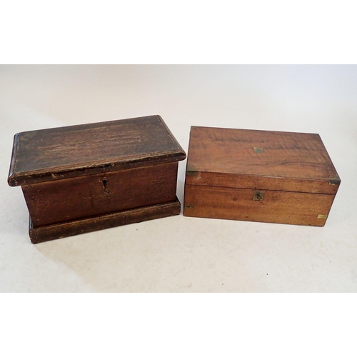 1185 - A Victorian walnut writing slope with no interior and a miniature oak coffer form box with key, 42 x... 