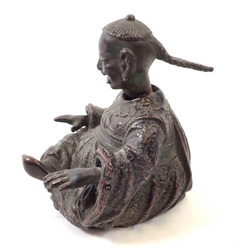 761 - A 19th century bronze nodding head figure of a seated oriental Pagoda figure 9.5cm