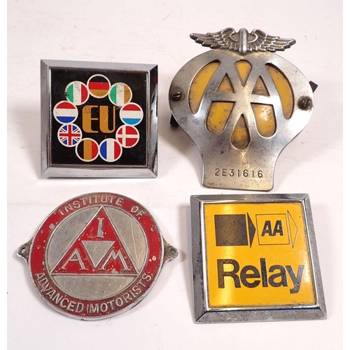 830 - Four various vintage car badges