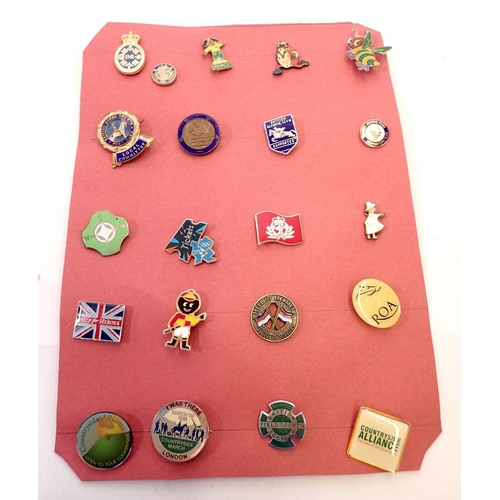 846 - A collection of badges including 1856 Olympic Equestrian badge