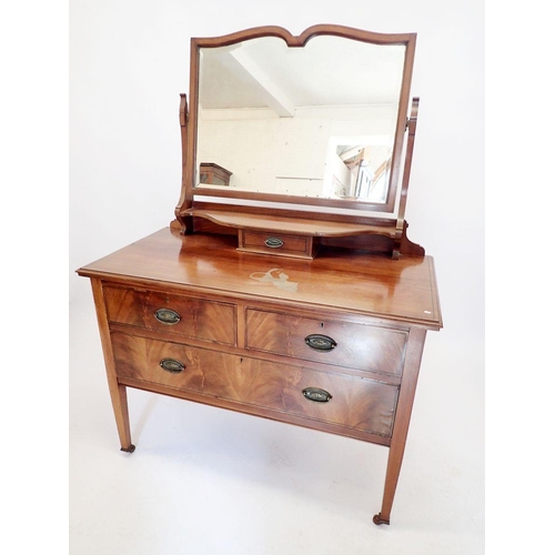 1076 - An Edwardian mahogany dressing table with swing mirror, two short over one long drawer, 114cm